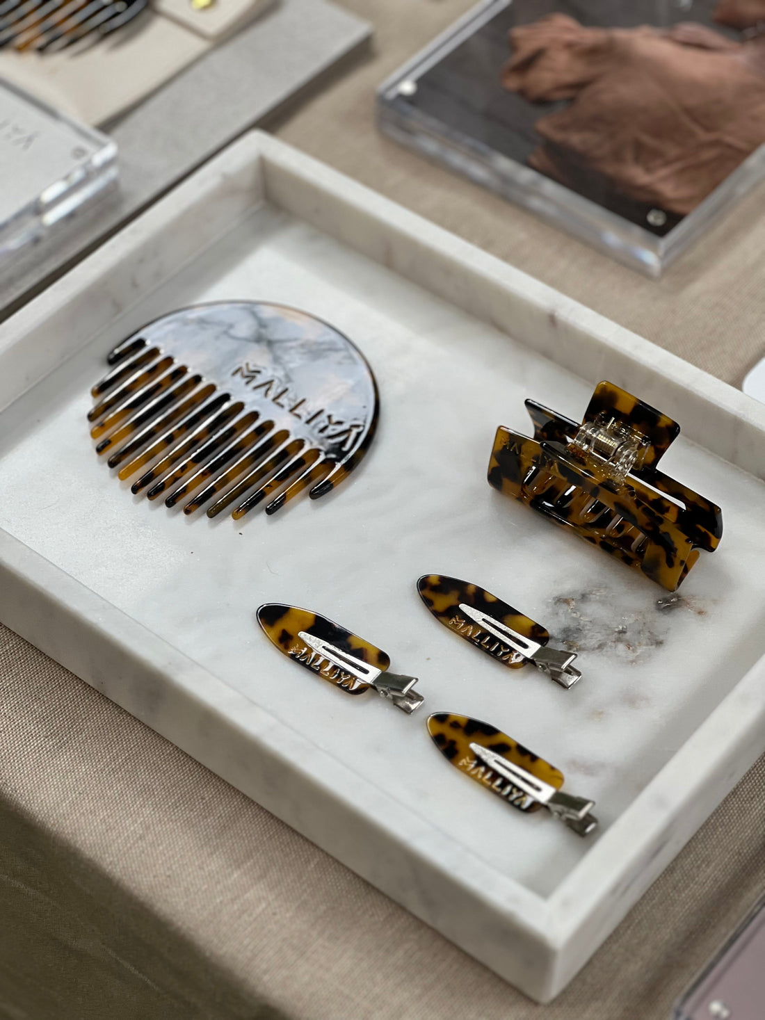 5 Best Hair Combs and Clips for Effortless, Sustainable Styling